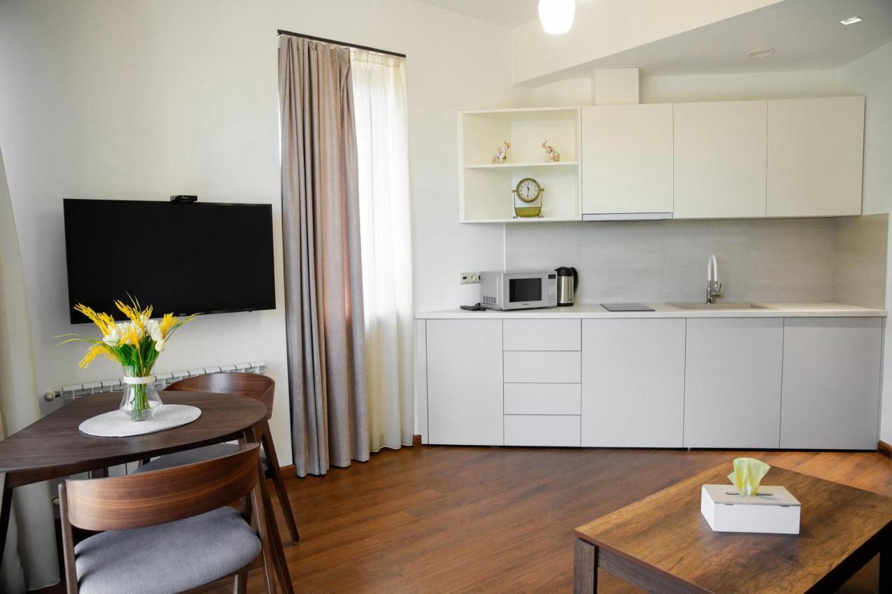 City Center Appartment At Buzand St. Jerevan Exteriér fotografie